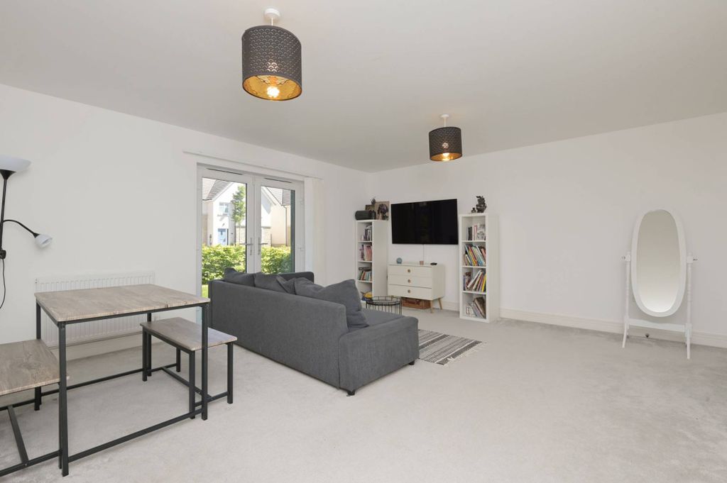 Additional image 4 of 2 bed flat for saleSomerville Road, Balerno, Edinburgh EH14