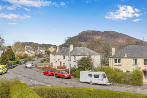 7 Prestonfield Crescent, Prestonfield, Edinburgh EH16