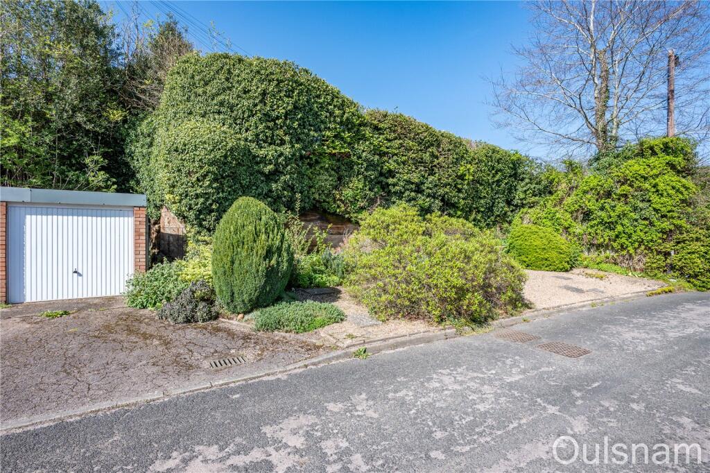 Additional image 2 of Forelands Grove, Bromsgrove, Worcestershire, B61