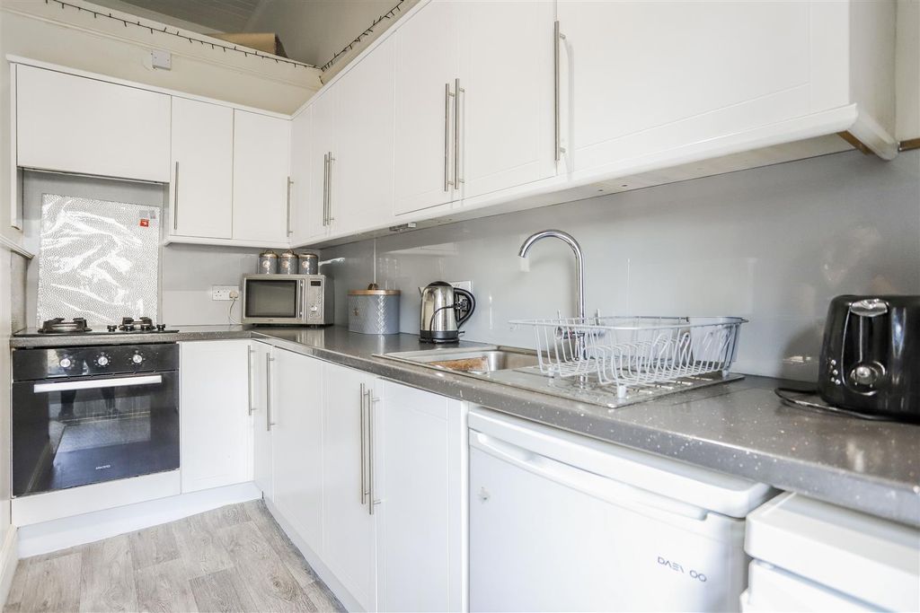 Additional image 6 of 2 bed flat for saleTownley Street, Briercliffe, Burnley BB10