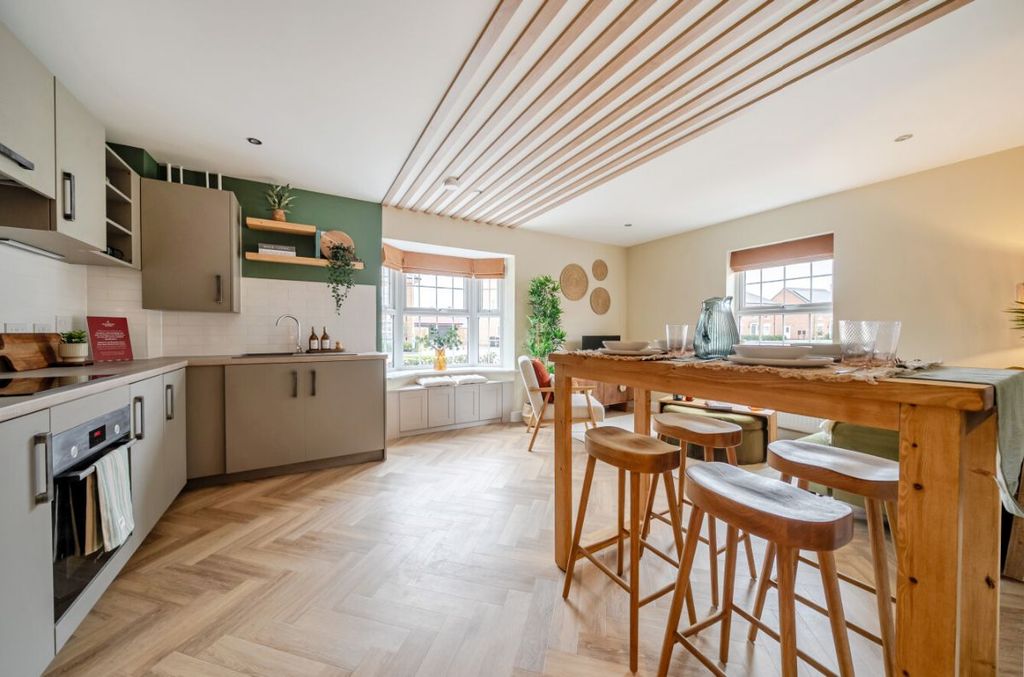 2 bed flat for saleBiddenham Park, Bromham Road MK40