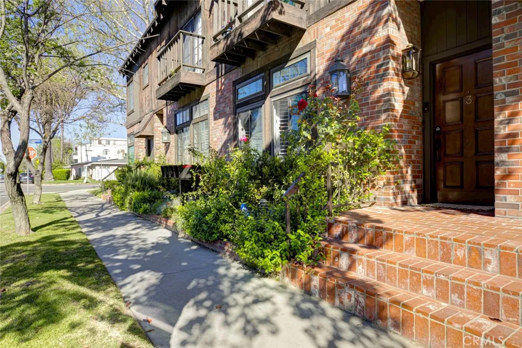 Additional image 4 of 4342 Coldwater Canyon Ave Unit 3, Studio City, CA 91604