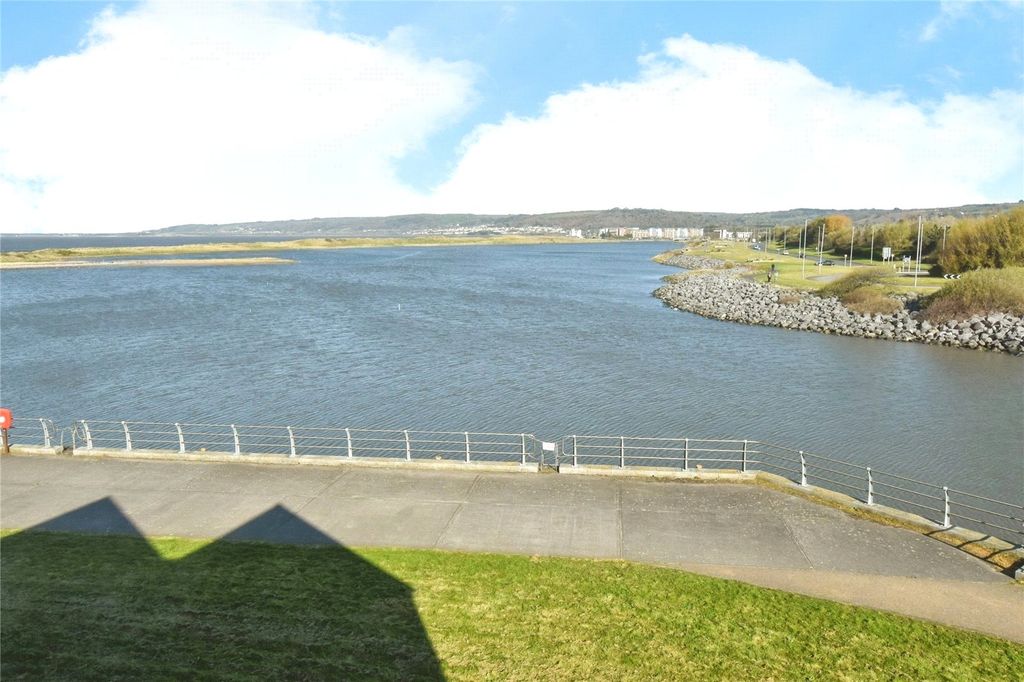 Additional image 21 of 4 bed town house for saleBwlchygwynt, Llanelli, Carmarthenshire SA15
