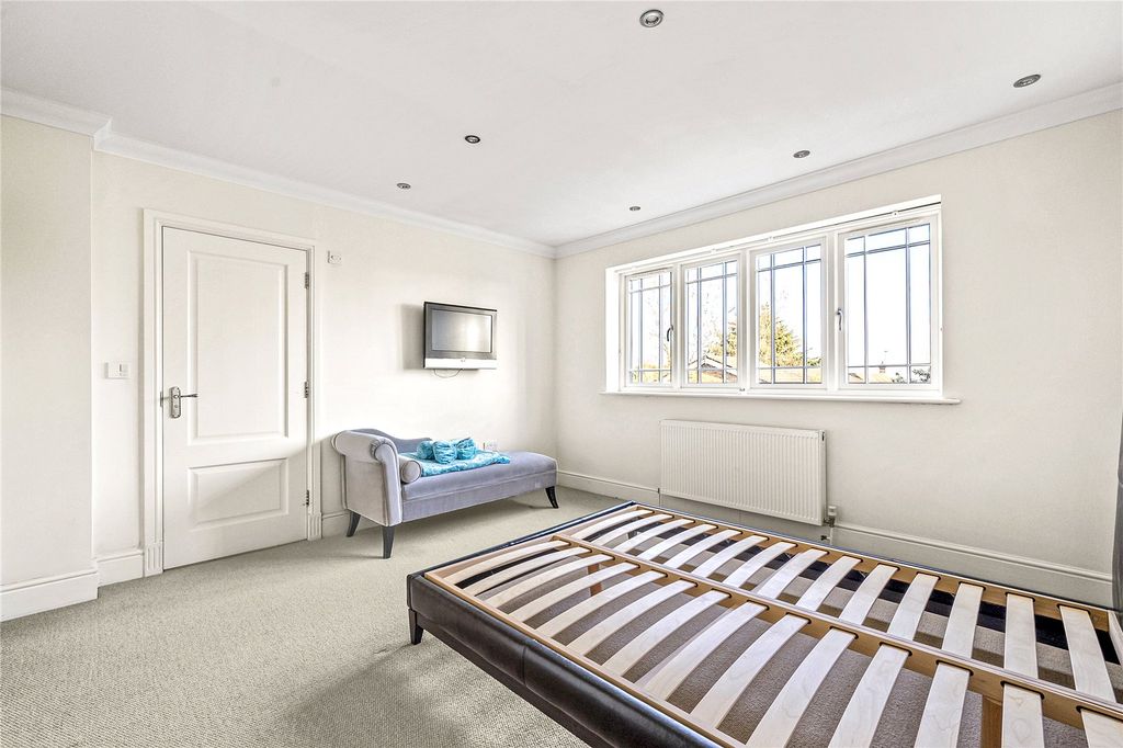 Additional image 32 of 5 bed detached house for saleQuinta Drive, Barnet EN5