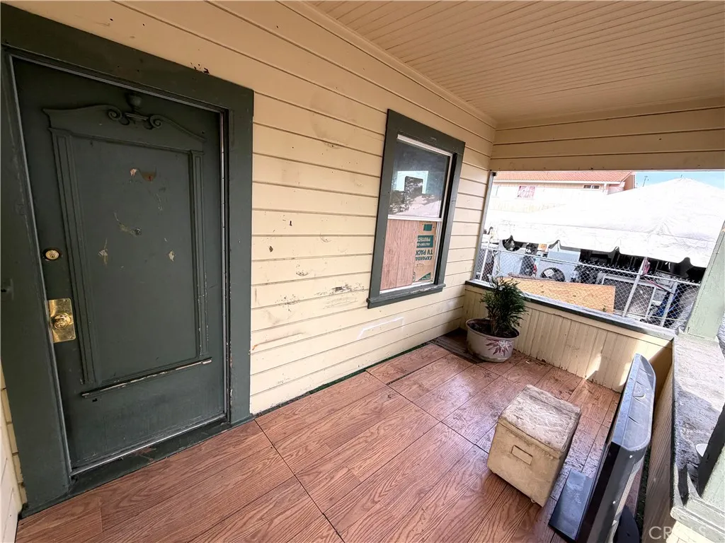 230 W 18th St, Merced, CA 95340 photo 3