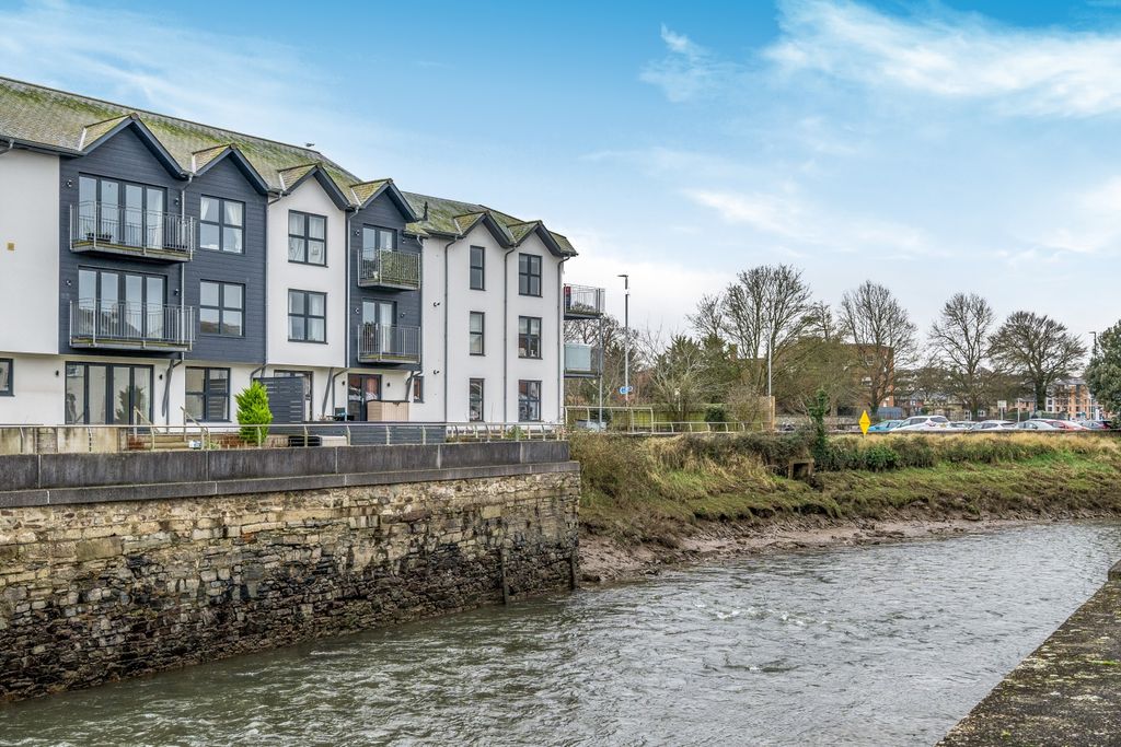 Additional image 4 of 2 bed flat for saleBrunswick Wharf North Walk, Barnstaple, Devon EX31