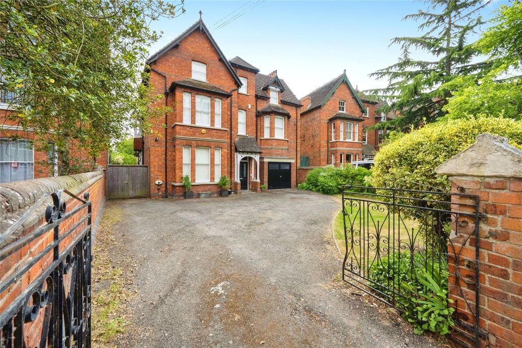 Additional image 38 of 11 bed detached house for saleLansdowne Road, Bedford, Bedfordshire MK40