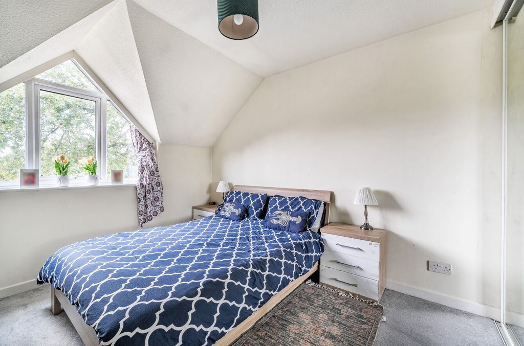 Additional image 13 of 3 bed end terrace house for saleWoking, Surrey GU21