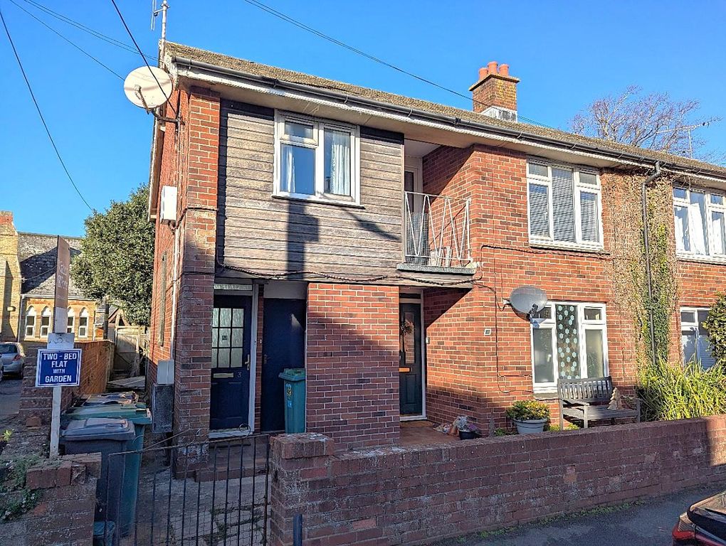 2 bed flat for saleHigh Street, Bembridge PO35
