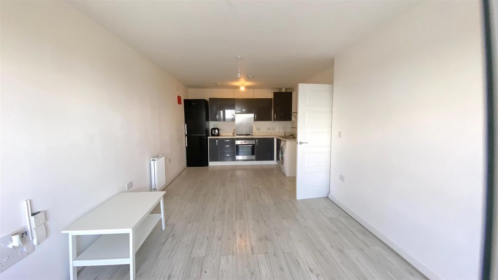 Additional image 16 of 2 bed flat for saleMorris Drive, Belvedere DA17