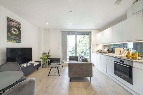 New Apex Court, 47 Grange Walk SE1