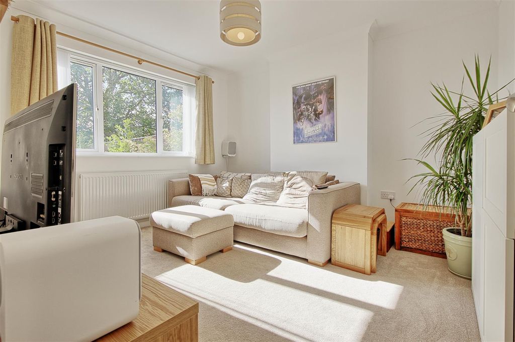 Additional image 9 of 3 bed semi-detached house for saleFen Road, Cambridge CB4