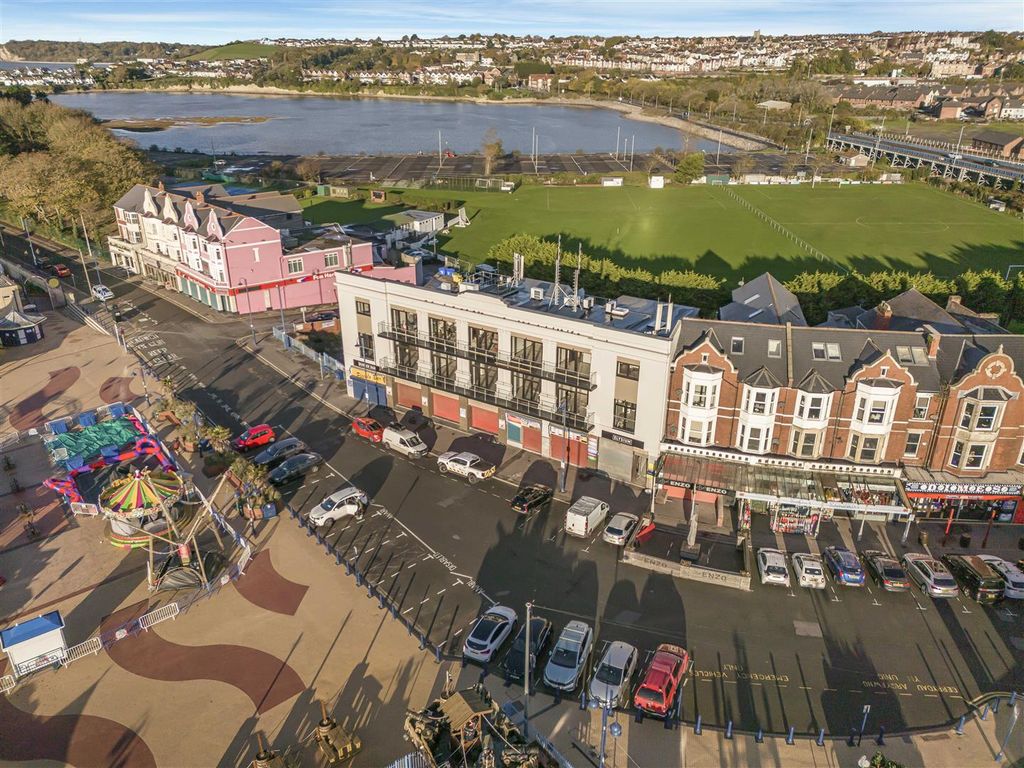 3 bed flat for saleApartment One, Elysium, The Old Harbour, Barry Island CF62
