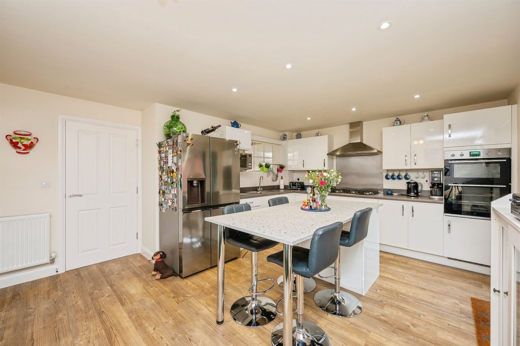 Additional image 2 of 4 bed detached house for saleHarlow Way, Ashbourne DE6