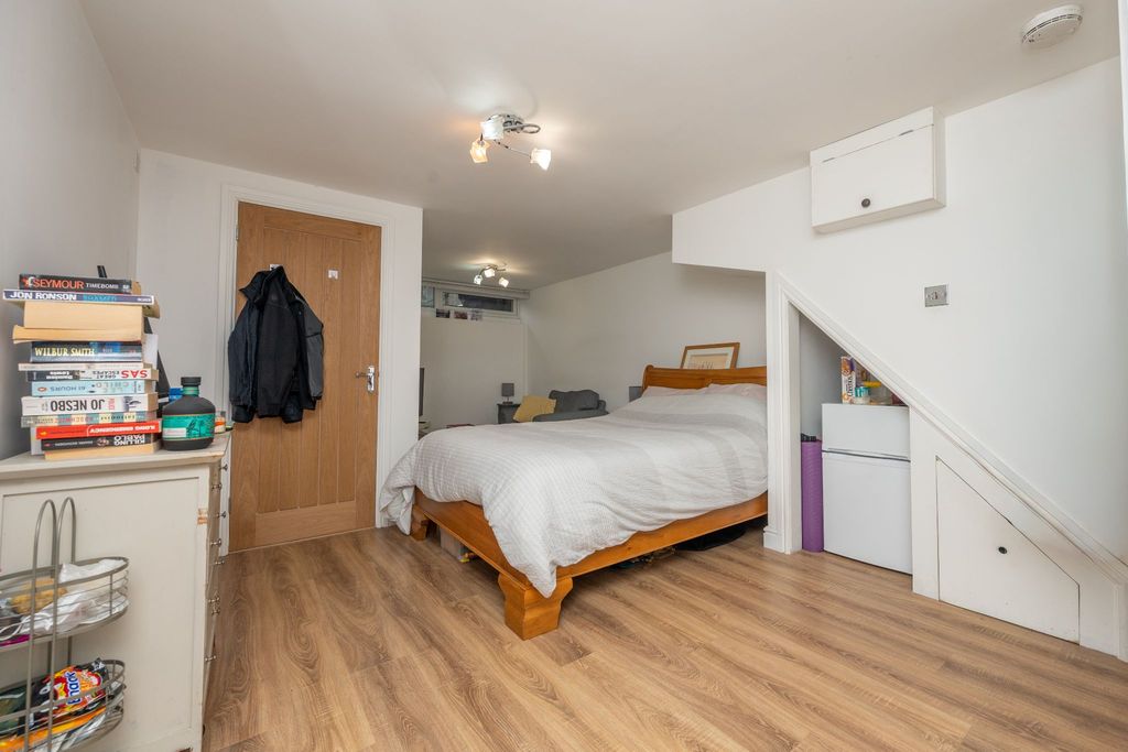Additional image 9 of 3 bed terraced house for saleHenley Street, Alcester B49