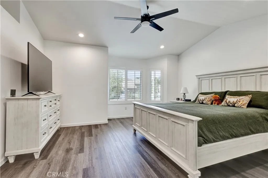Additional image 79 of 28102 Bobwhite Cir Unit 3, Saugus, CA 91350
