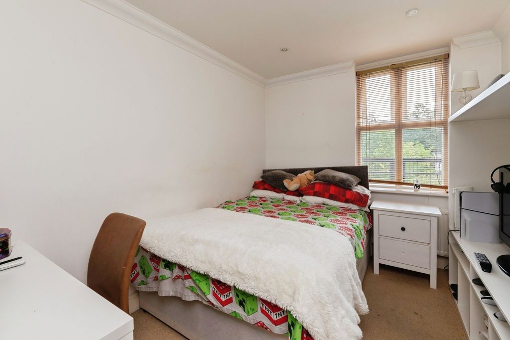 Additional image 13 of 3 bed flat for saleAlexander Mews, High Street, Billericay, Essex CM12