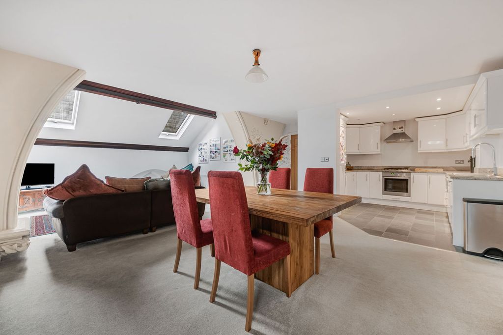 Additional image 3 of 2 bed flat for saleCrescent Road, Beckenham BR3