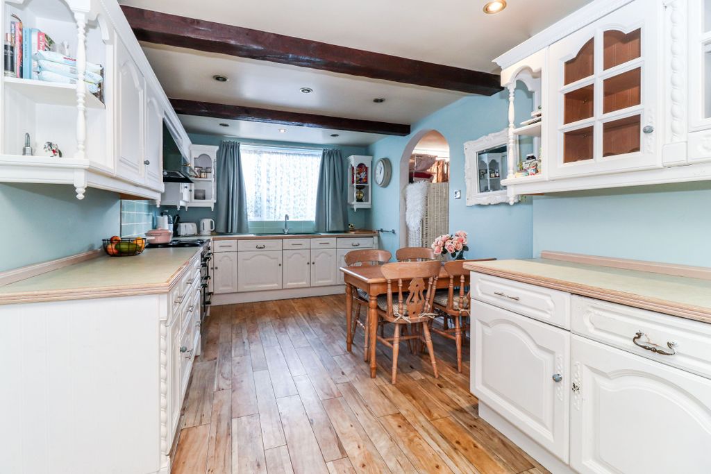 Additional image 9 of 3 bed detached house for saleGallows Hill Lane, Abbots Langley WD5