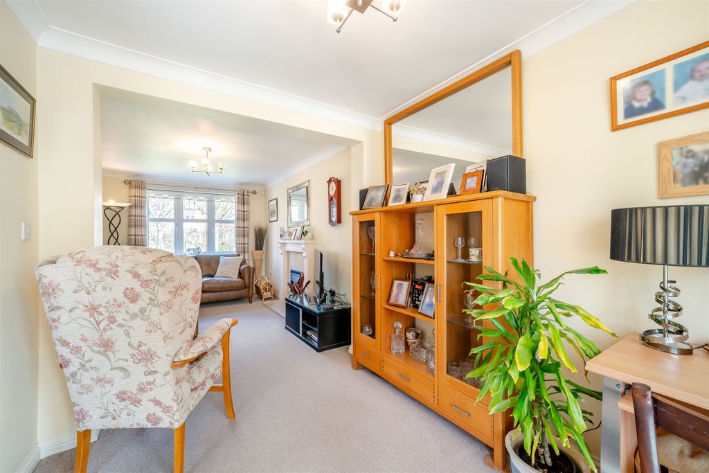 Additional image 5 of 4 bed detached house for saleTrafalgar Close, Monmouth, Monmouthshire NP25