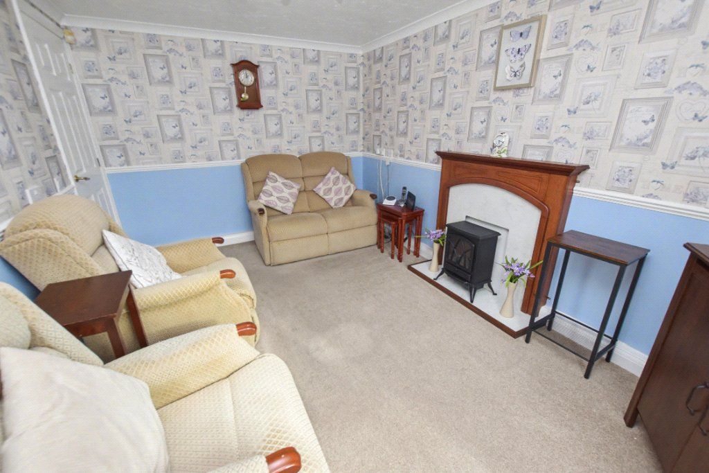 Additional image 4 of 2 bed flat for saleLangton Green, Leeds, West Yorkshire LS12