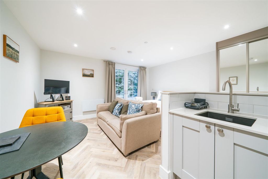 Additional image 4 of 1 bed flat for sale5 Rock Mill Holiday Apartments, The Dale, Stoney Middleton, Hope Valley S32