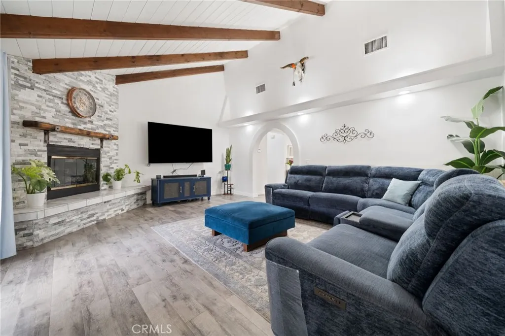 Additional image 6 of 682 W Cheshire St, Rialto, CA 92377
