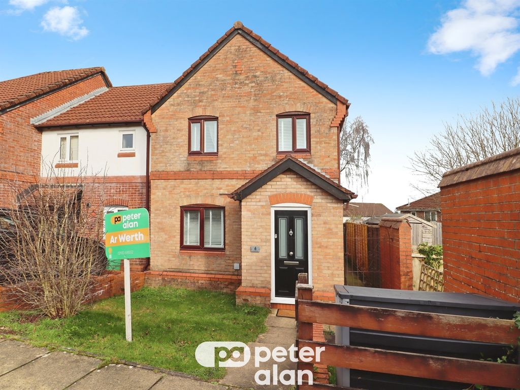 3 bed link detached house for saleCantref Close, Thornhill, Cardiff CF14