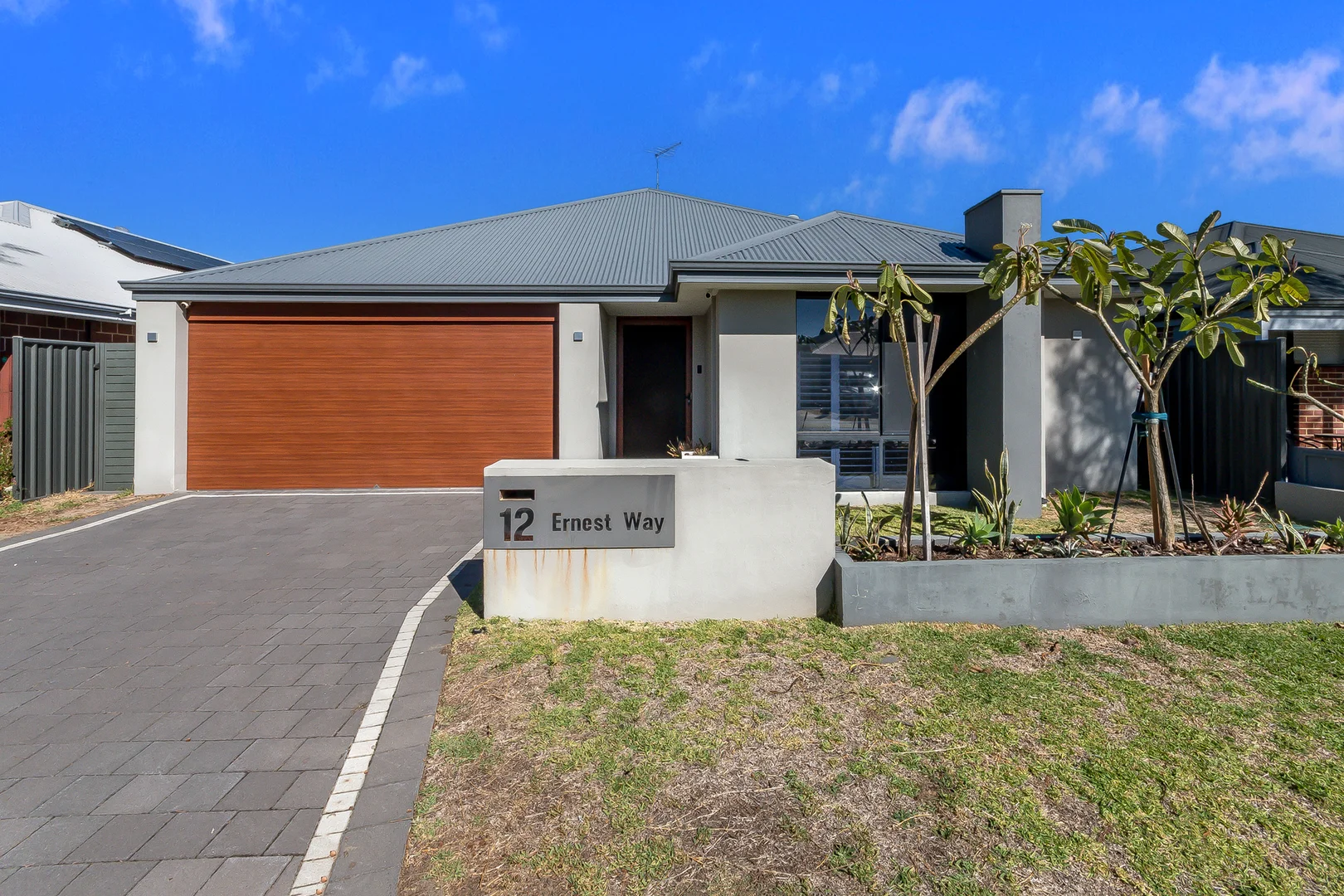 12 Ernest Way, Hilbert WA 6112