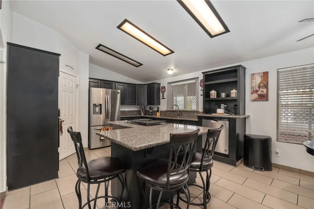 Additional image 10 of 16860 Slover Ave, Fontana, CA 92337