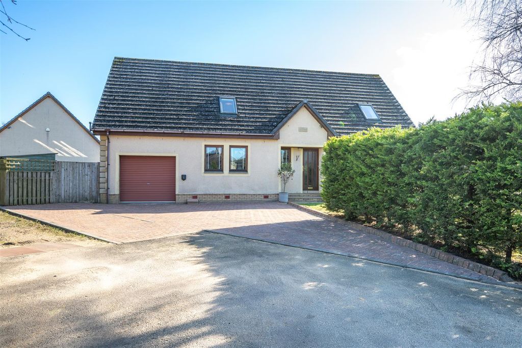 Additional image 2 of 4 bed detached house for saleSnowberry Fields, Thankerton, Biggar ML12