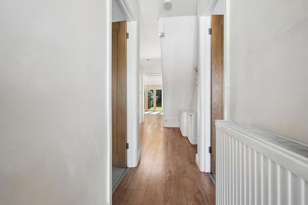 Additional image 18 of 4 bed semi-detached bungalow for saleThe Courtway, Carpenders Park, Watford WD19