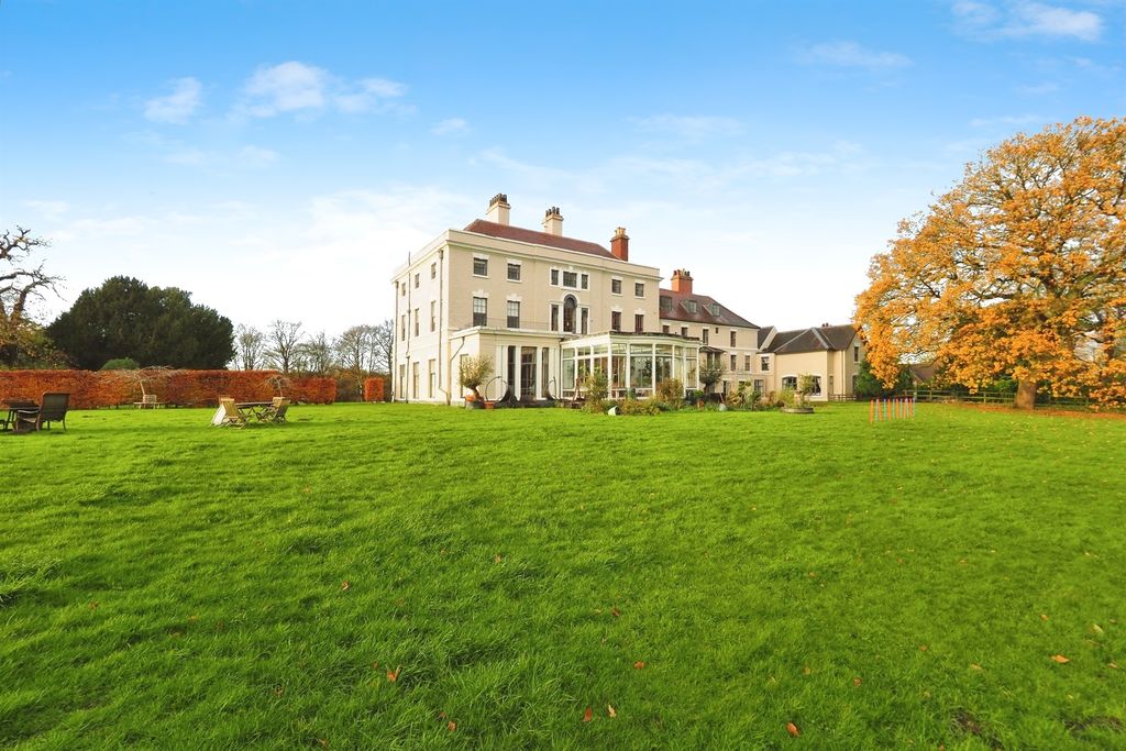 Additional image 18 of 2 bed flat for saleThe Mansion Aston Hall Drive, Aston-On-Trent, Derby DE72