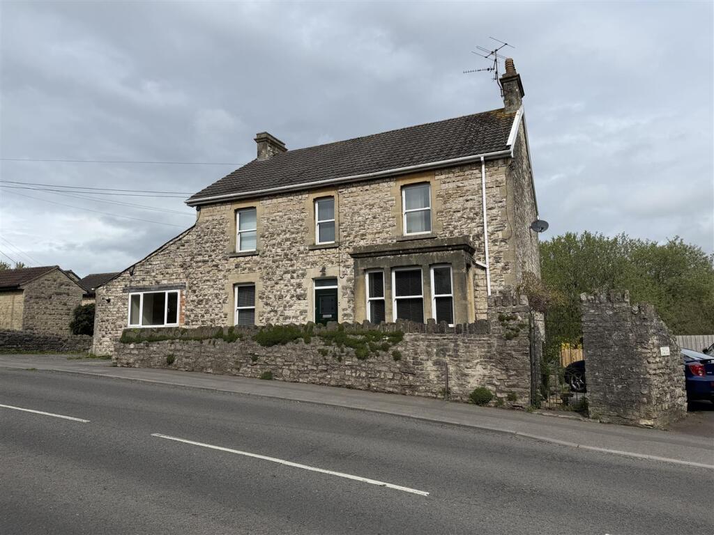 Wells Road, Westfied