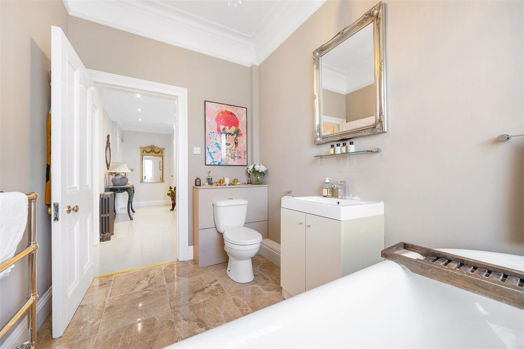 Additional image 18 of 3 bed flat for saleCopers Cope Road, Beckenham BR3