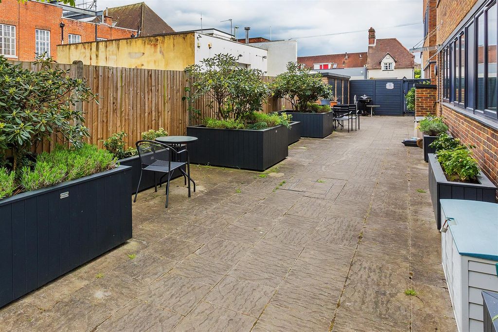 Additional image 2 of 1 bed flat for saleThe Street, Ashtead KT21