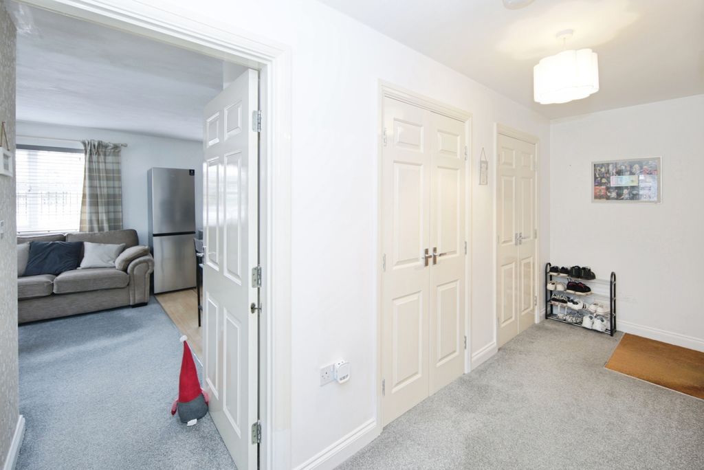 Additional image 12 of 2 bed flat for saleBlack-A-Tree Road, Nuneaton, Warwickshire CV10