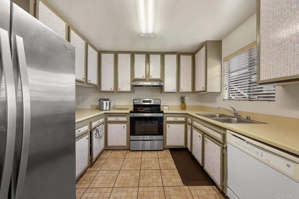 Additional image 45 of 205 Camlau Drive Unit C, Chula Vista, CA 91911