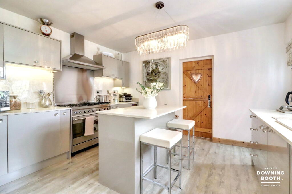 Beacon View Drive, Streetly, Sutton Coldfield photo 2