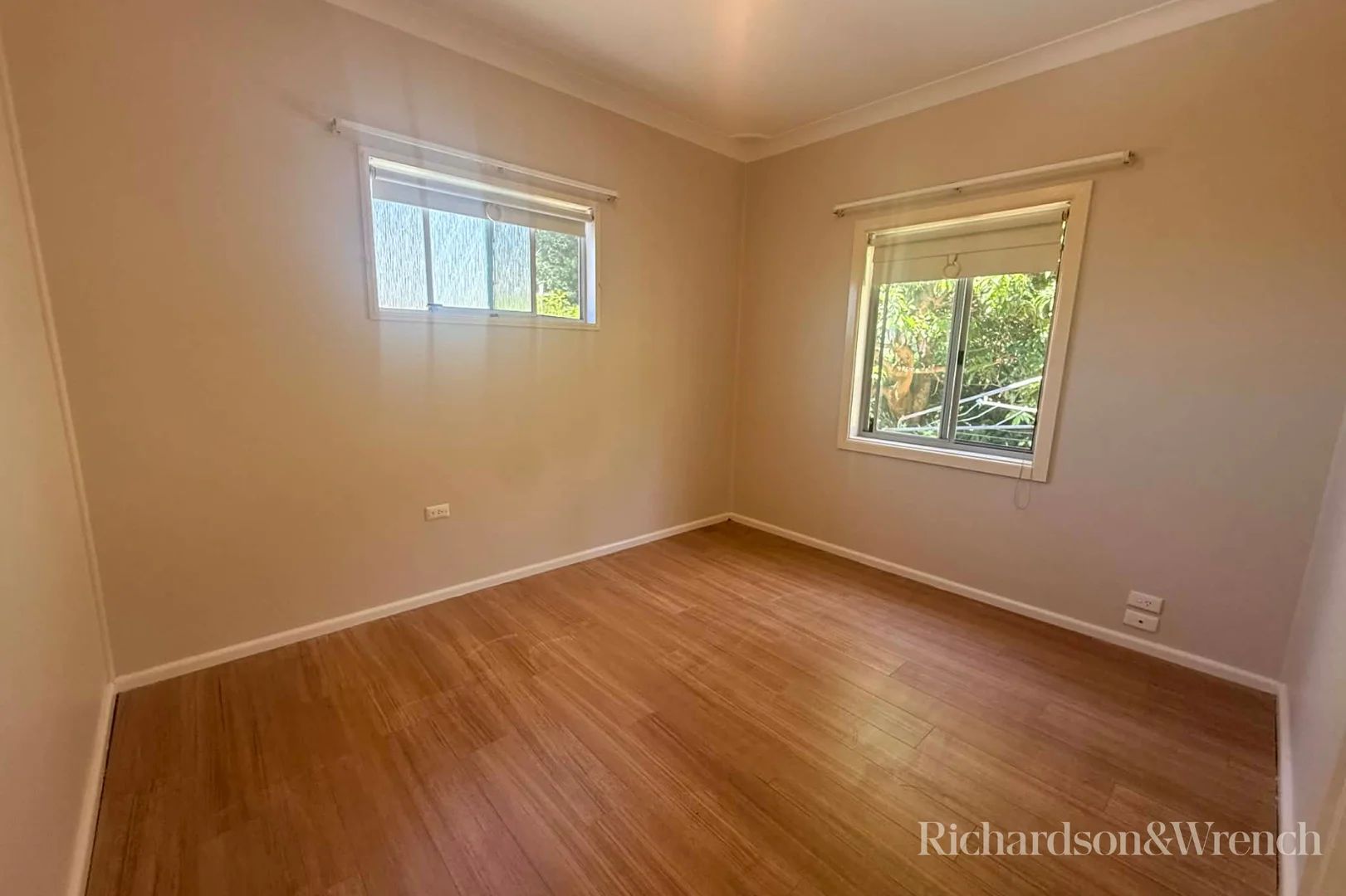 Additional image 7 of 27 Fiona Street, Point Clare NSW 2250