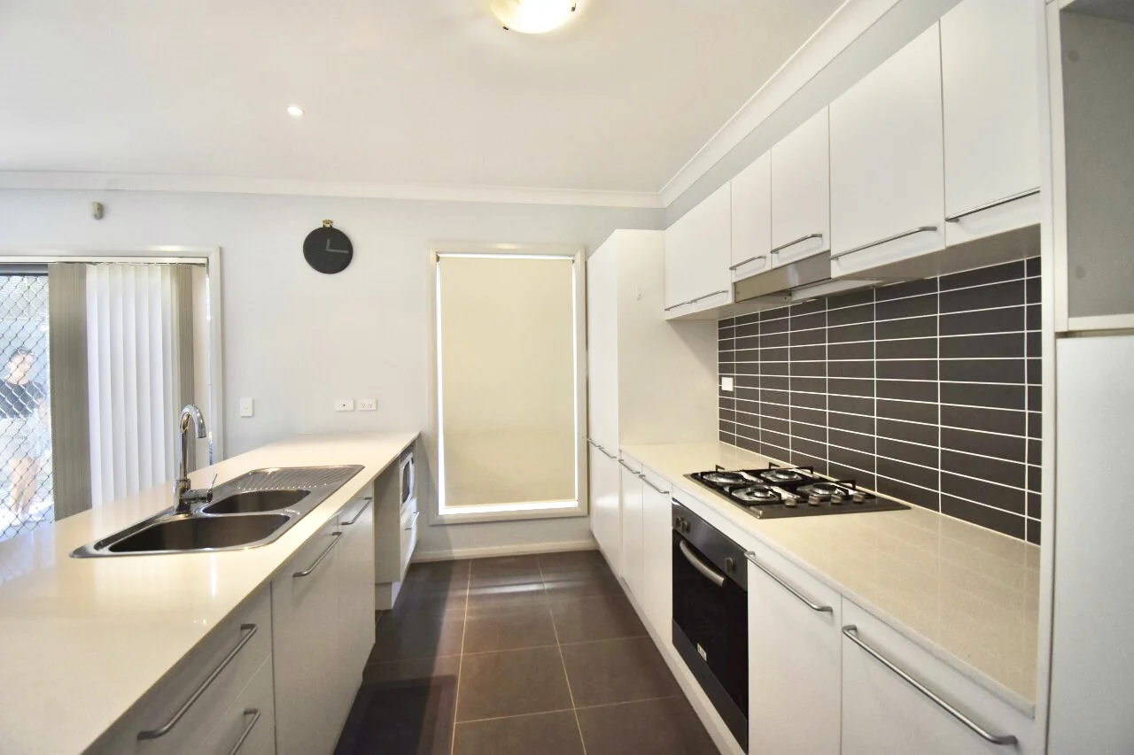 Additional image 6 of 20 Hemsworth Ave, Middleton Grange NSW 2171