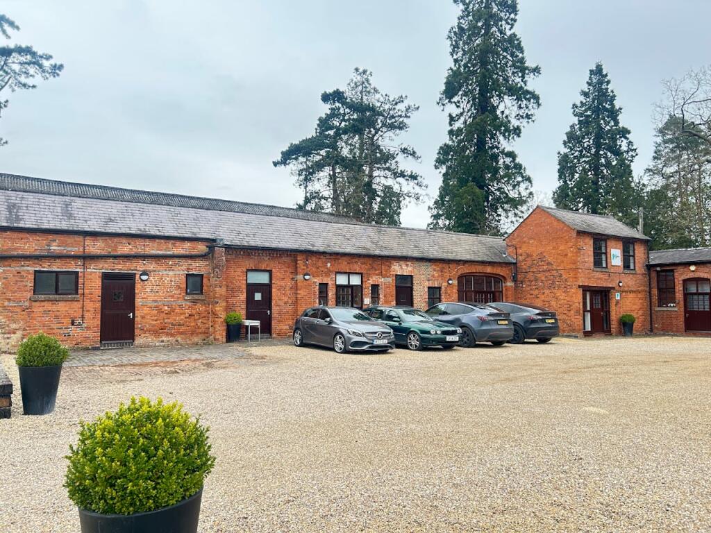Unit 6-7, Umberslade Business Centre, Solihull, B94 5DF