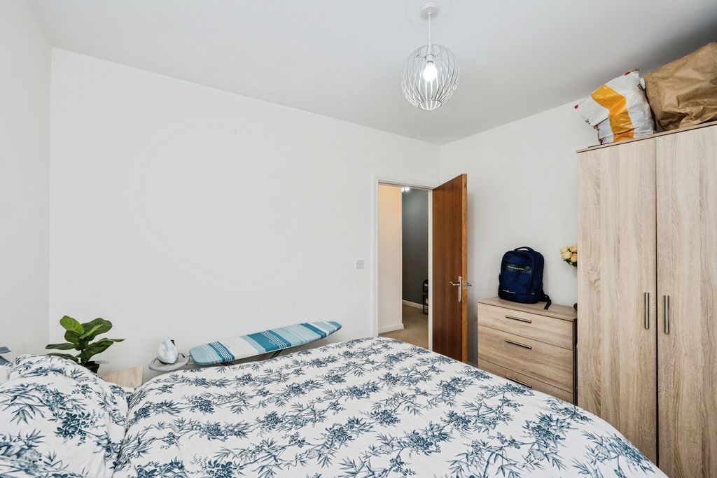 Additional image 17 of 2 bed flat for saleMoorland Green, Gorseinon, Swansea SA4