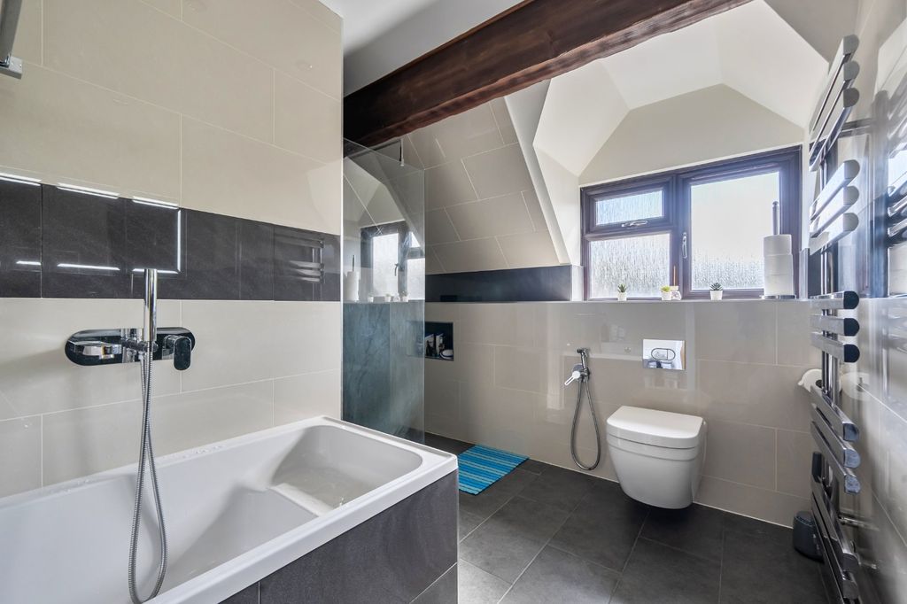 Additional image 24 of 5 bed detached house for saleVicarage Road, Reading, Berkshire RG2