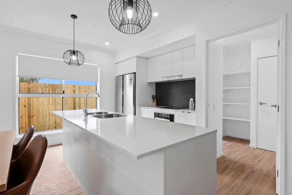 Additional image 32 of 2/44 Hewing Place, Park Ridge QLD 4125