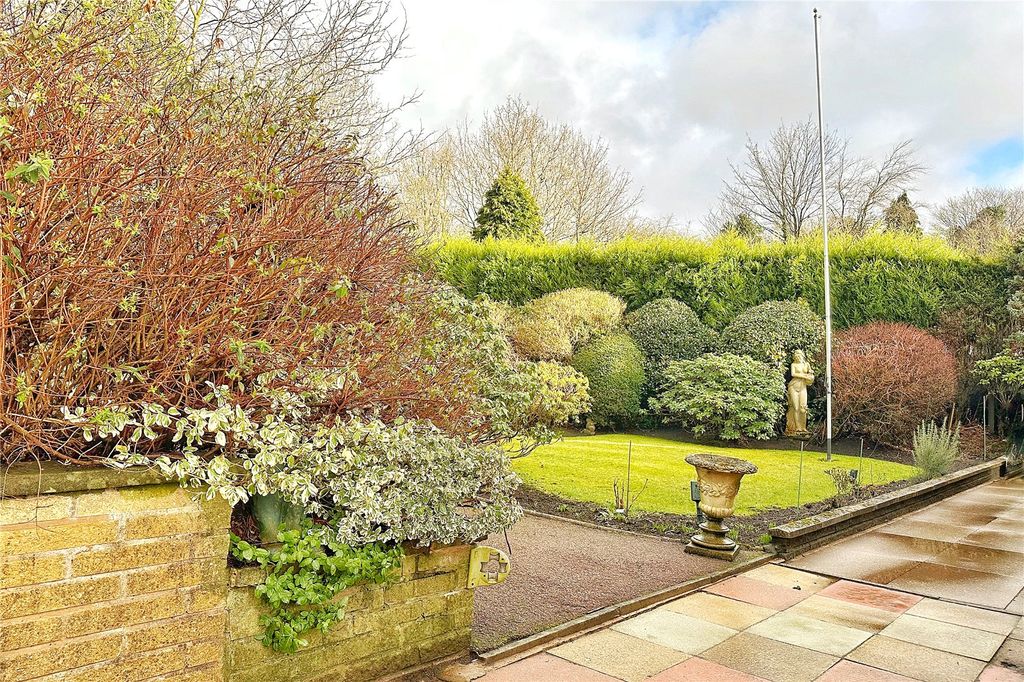 Additional image 16 of 2 bed detached bungalow for saleHunt Avenue, Ashton-Under-Lyne, Greater Manchester OL7