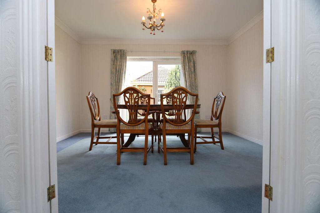 Additional image 4 of 4 bed property for saleMarine Drive, Barry CF62