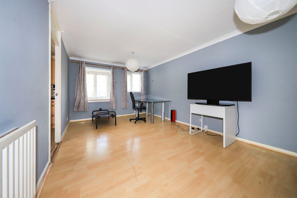 Additional image 4 of 2 bed flat for saleTemple Street, Bilston WV14