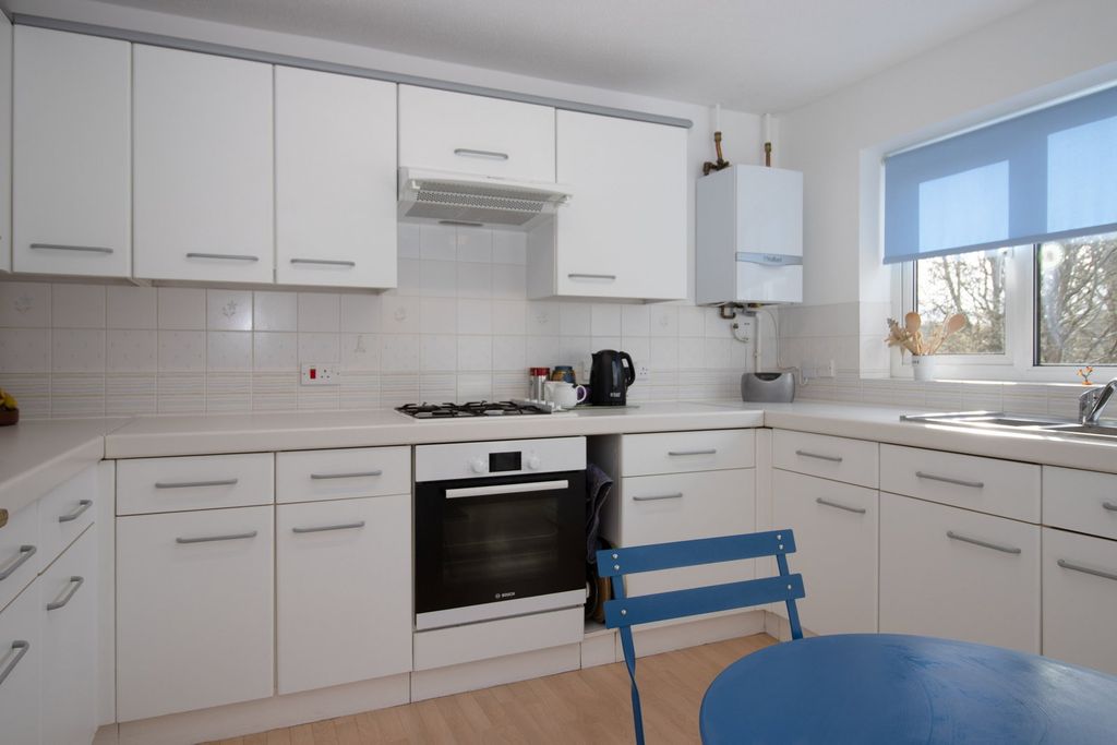Additional image 4 of 4 bed detached house for saleOrchard Close, Alresford SO24