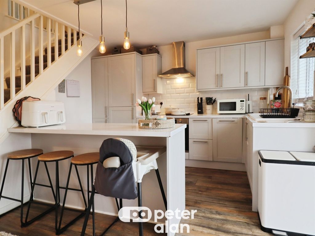 3 bed link detached house for saleCantref Close, Thornhill, Cardiff CF14 photo 2